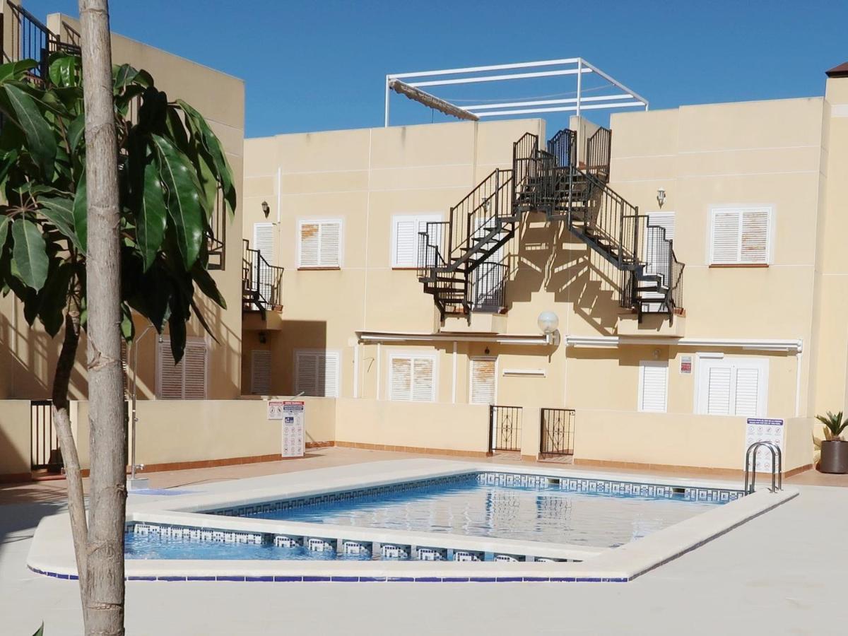 Emilia De La Playa La Mata (Torrevieja) Exterior foto