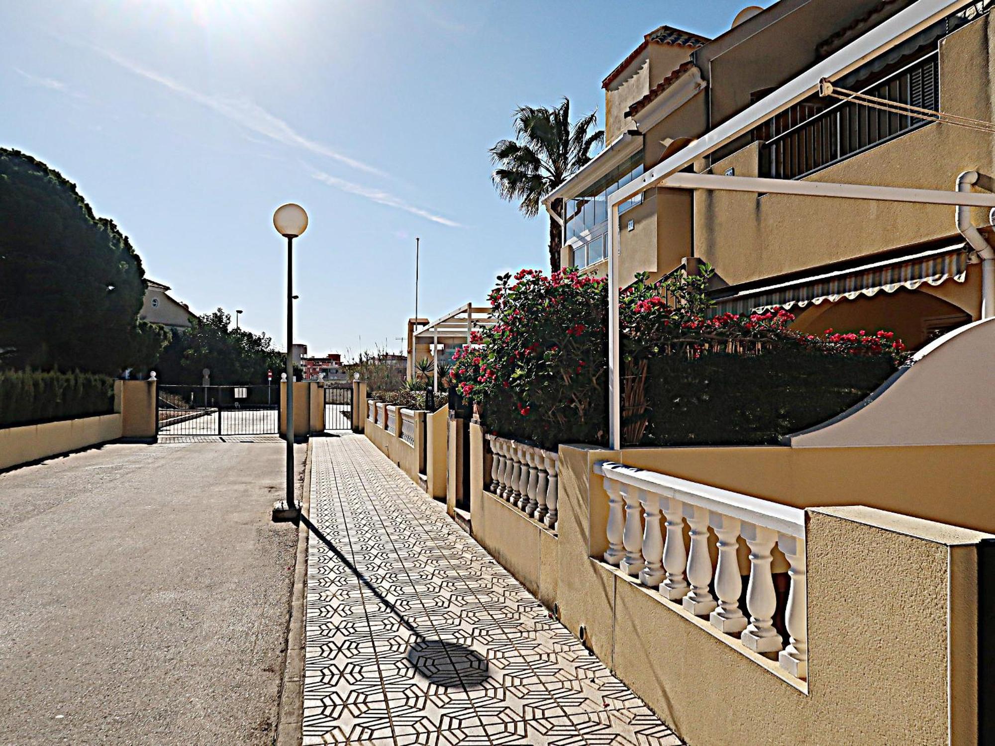Emilia De La Playa La Mata (Torrevieja) Exterior foto
